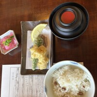 韻松亭 - 