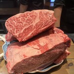 和牛のまるよし 谷四店 - 