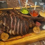 Cocotte Farm Roast & Winery - 