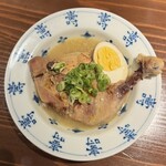 魚と煮込みとわら焼きと ととと - 