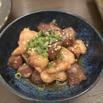 阿波尾鶏と大山 鶏しん - 本日の地鶏の逸品だって。まぁまぁよ。