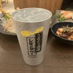 阿波尾鶏と大山 鶏しん - ビールに飽きてレモンサワーにチェンジ