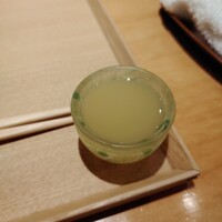 炭火割烹 庵 - 食前酒　私は、リンゴジュース