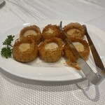 Jumbo Seafood  - ホタテ貝柱のヤムイモ包み揚げ