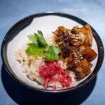 うずとかみなり - 2025.10 四万十ポークのチャーシュー胡椒飯（500円）