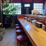 ピース餃子 - 店内