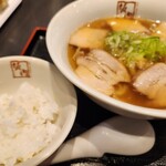 喜多方ラーメン 坂内 - 料理写真: