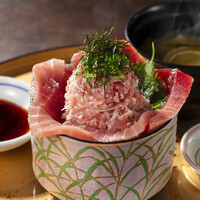 豊洲極上まぐろ丼