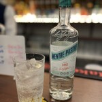 お酒の美術館 - 