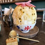 森森舎 - 赤トンボ+ミックスジュースかき氷　パッションフルーツソースがめちゃおいしい♡ 器かわいいでしょ〜