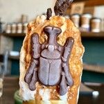 森森舎 - チョコレートのカブトムシ　店主さんホントお上手です