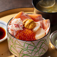 北海饗宴盛り丼