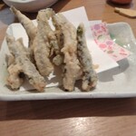 居魚屋 うおはん - 小イワシの梅味天ぷら