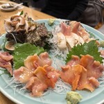 和楽 - 左からサザエ、赤貝、ほっき貝