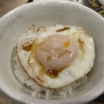 松屋 - 目玉焼き