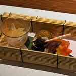 魚と煮込みとわら焼きと ととと - 