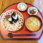 勝沼 街仲食堂 by ジーバーFOOD - 料理写真:おむすび2個セット