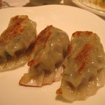 チャイナ - 豚肉とあわびソース入り焼き餃子