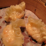 チャイナ - フカヒレ入り蒸し餃子