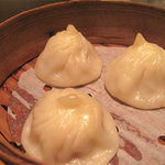 チャイナ - ショーロンポウ