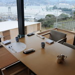 創作料理と天ぷら 秋月 - テーブル席