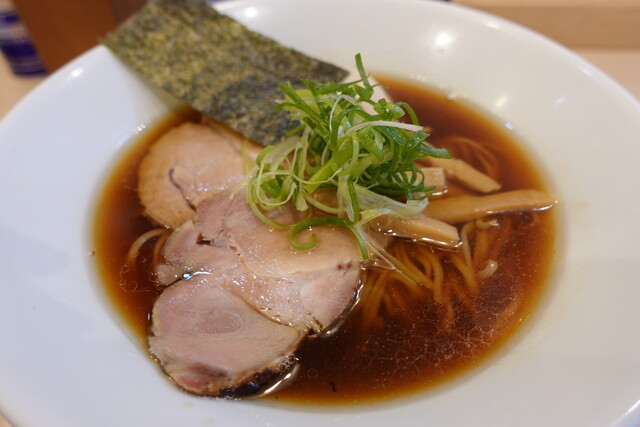 ラーメンLab ろじっく - 小田急相模原/ラーメン | 食べログ