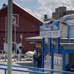 スターバックス・コーヒー - 遊覧船乗り場が隣接、スターバックスさんに入る前に遊覧へ