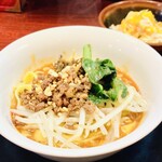 担々麵＆中華バル 辣将軍 - 