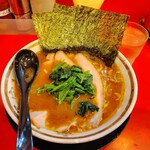 横浜家系ラーメン 裏大輝家 - デフォルトラーメン税込み900円