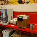 横浜家系ラーメン 裏大輝家 - 2025年10月5日現在の税込み100円食べ放題ライス