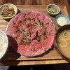 ビストロ炭焼肉酒場 チキンレッグ 中野店
