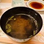 さか卯 - シジミの味噌汁