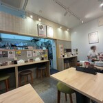 鶏そば 竹内ススル - 店内