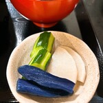 鰻 むさし乃 - セットのお漬物