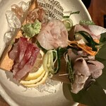 三重人 - 