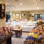 シェ・アオタニ - 