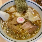 いつみ屋 - わんたんめん(920円)