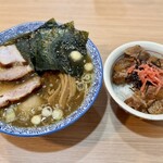 中華そば専門 とんちぼ - 特製中華そば  1,500円/豚ばらナンコツごはん  400円