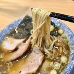 中華そば専門 とんちぼ - 自家製の細ストレート麵
