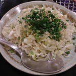 本牧亭。 - ネギをたっぷりお肉に巻いて食べましょう♪