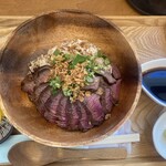 ステーキ丼専門 黒べぇさん - 