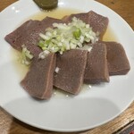 もつ焼 かど - レバー刺し