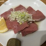 もつ焼 かど - ハツ刺し