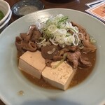 信州 ゴールデン 新館 - もつ煮込み2人前