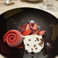 ベージュ アラン・デュカス 東京 - 