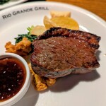 RIO GRANDE GRILL 六本木 - 本日の牛ステーキ 1750円(サラダバーつき)