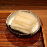 薪鳥新神戸 - 大根の甘酢漬け