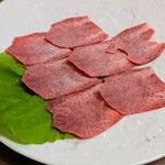 我流焼肉 宗左ヱ門 - 薄切り塩タン