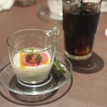 トラットリアイタリア - アロエヨーグルトカシスシャーベット　アイスコーヒー