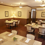 Restaurant Hamy's 가루이자와 - 【フロア1】１名様から４名様までのテーブル席です